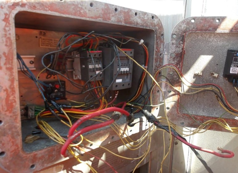 Suministro e instalación HVAC NIZBA en plataforma Ayatsil-A - antes
