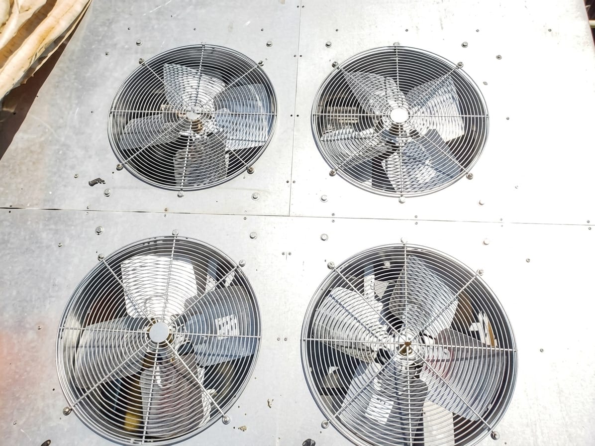 Mantenimiento HVAC NIZBA en plataforma Ayatsil-B